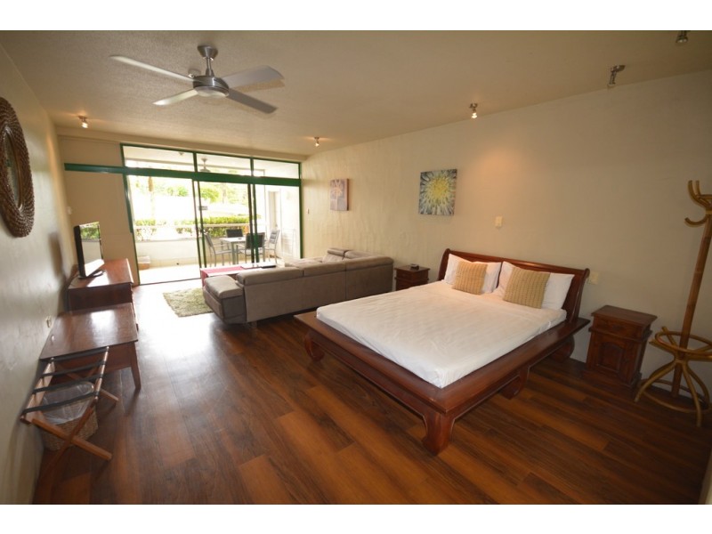 Unit 212 2-4 Macrossan St (Club Tropical Resort), Port Douglas QLD 4877