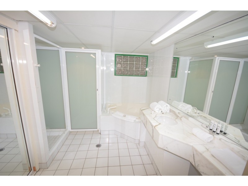 Unit 212 2-4 Macrossan St (Club Tropical Resort), Port Douglas QLD 4877