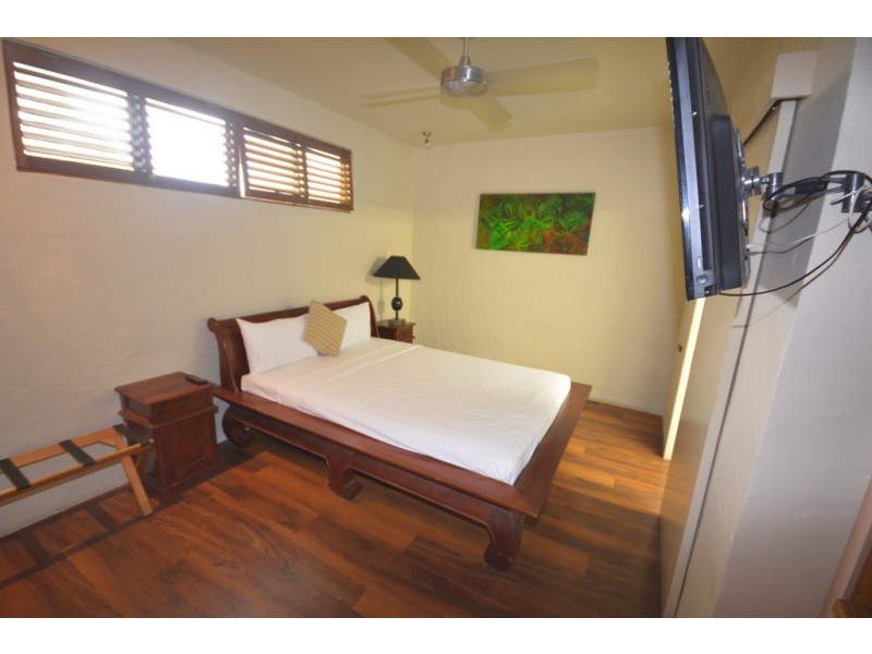 Unit 212 2-4 Macrossan St (Club Tropical Resort), Port Douglas QLD 4877