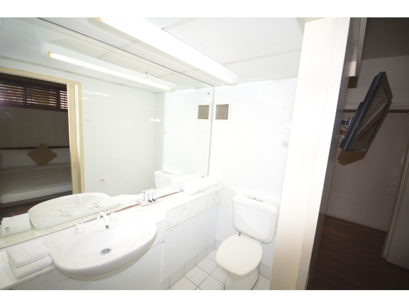 Unit 212 2-4 Macrossan St (Club Tropical Resort), Port Douglas QLD 4877