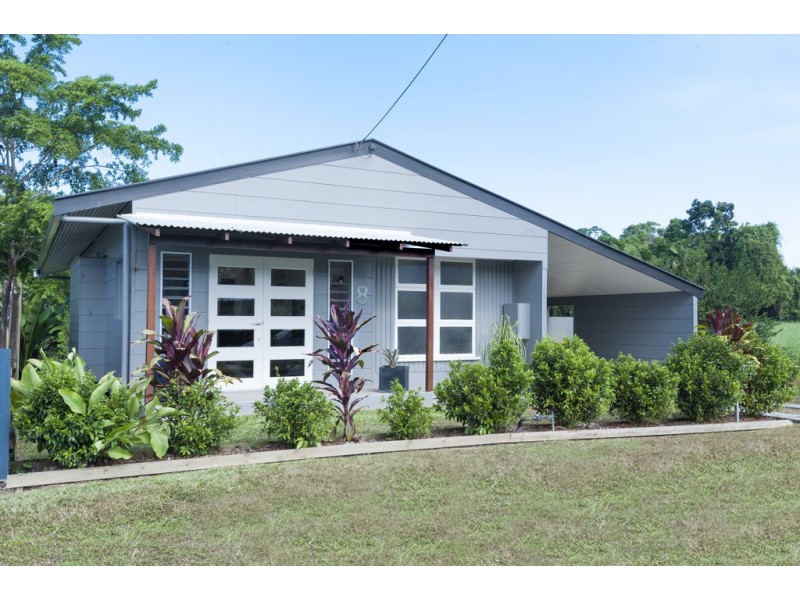 8 Crawford Street, Mossman QLD 4873