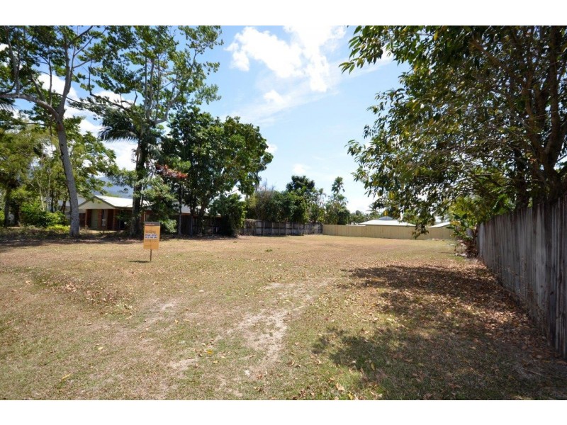 19 Dan Hart Lane, Mossman QLD 4873