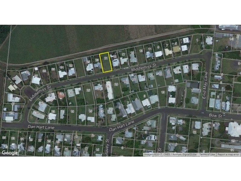 26 and 21 Middlemiss Street, Mossman QLD 4873