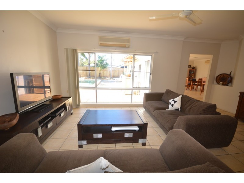 18 Brolga Street, Port Douglas QLD 4877