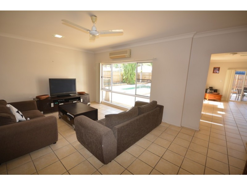 18 Brolga Street, Port Douglas QLD 4877