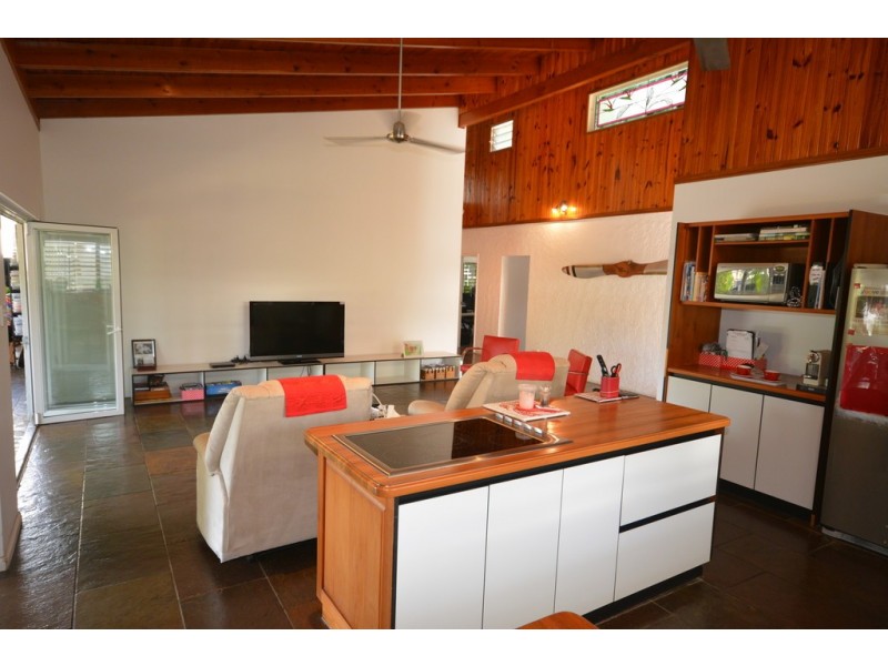 24 Limpet Avenue, Port Douglas QLD 4877