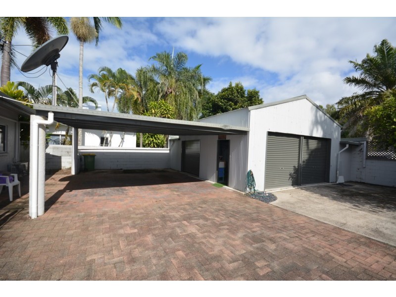 24 Limpet Avenue, Port Douglas QLD 4877