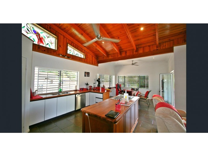 24 Limpet Avenue, Port Douglas QLD 4877