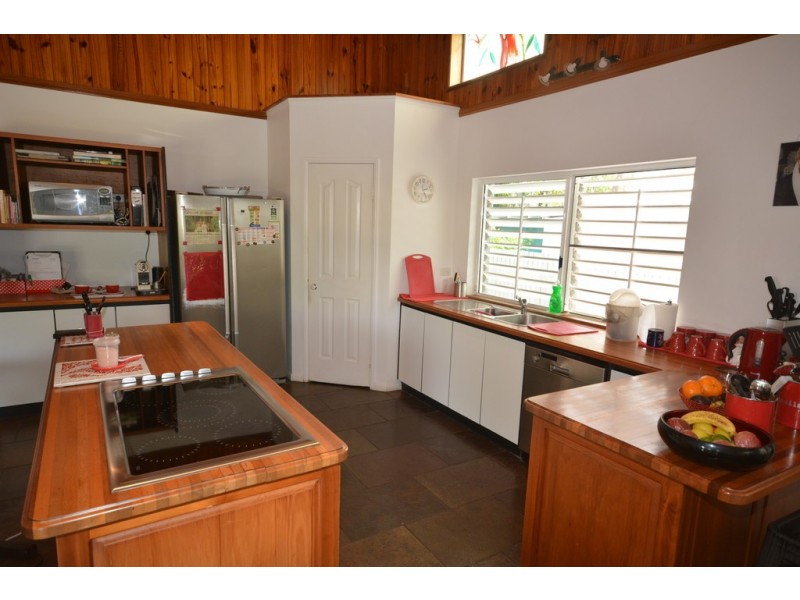 24 Limpet Avenue, Port Douglas QLD 4877