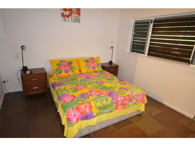 24 Limpet Avenue, Port Douglas QLD 4877