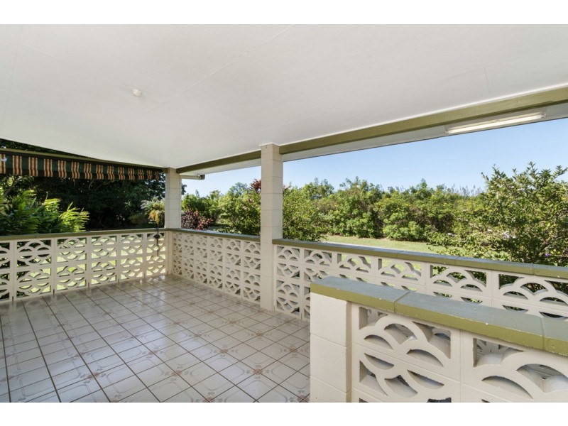 127 Miallo Road, Miallo QLD 4873