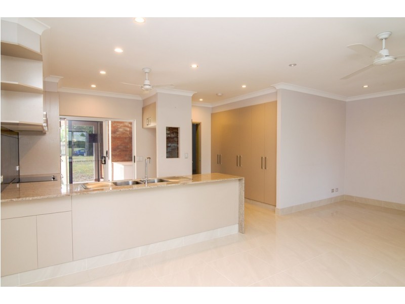 3 Dan Hart Lane, Mossman QLD 4873