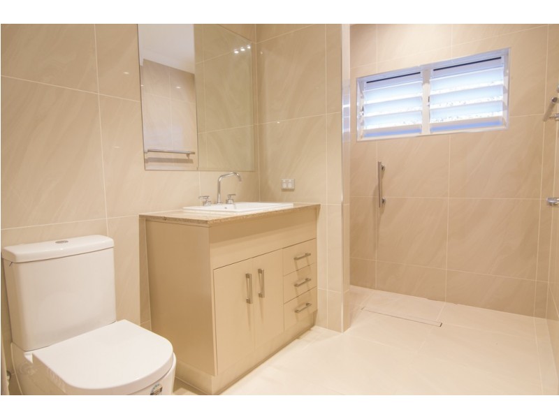 3 Dan Hart Lane, Mossman QLD 4873