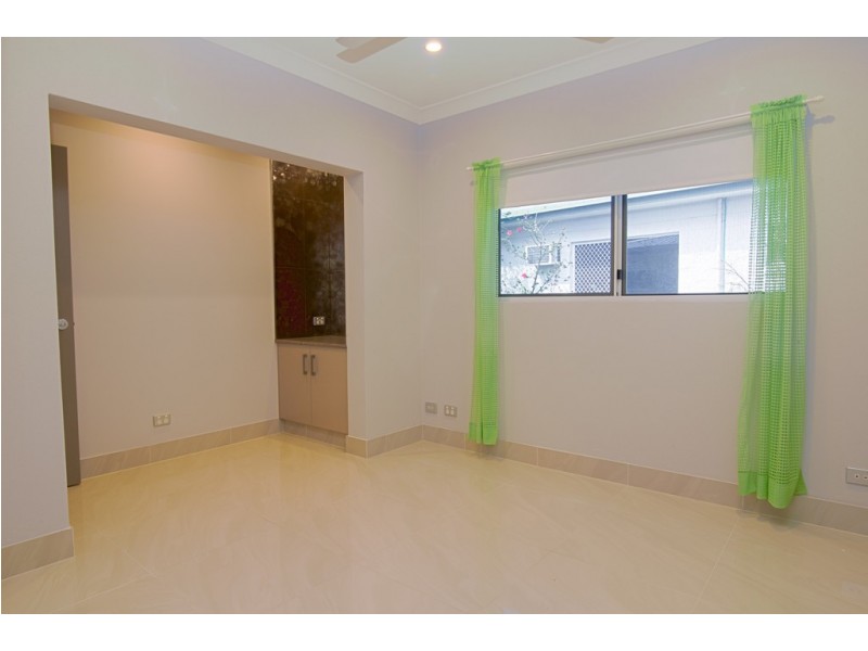 3 Dan Hart Lane, Mossman QLD 4873