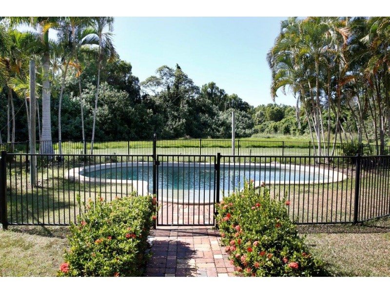 26 Sherrington Road, Port Douglas QLD 4877
