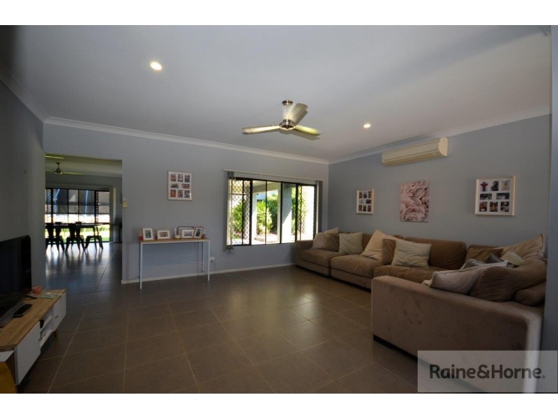 9 GERYGONE CLOSE, Mossman QLD 4873