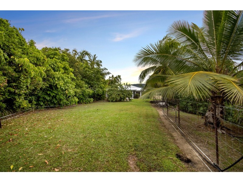 65 Endeavour Street, Port Douglas QLD 4877