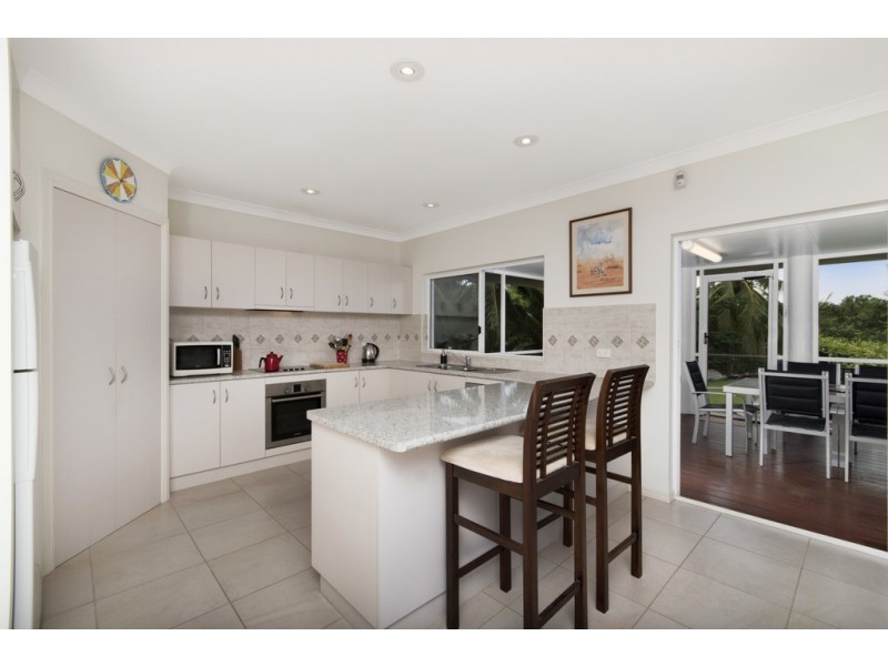 65 Endeavour Street, Port Douglas QLD 4877