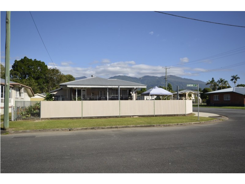 29 William Street, Mossman QLD 4873
