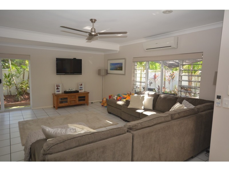 1 Seabrook Avenue, Port Douglas QLD 4877