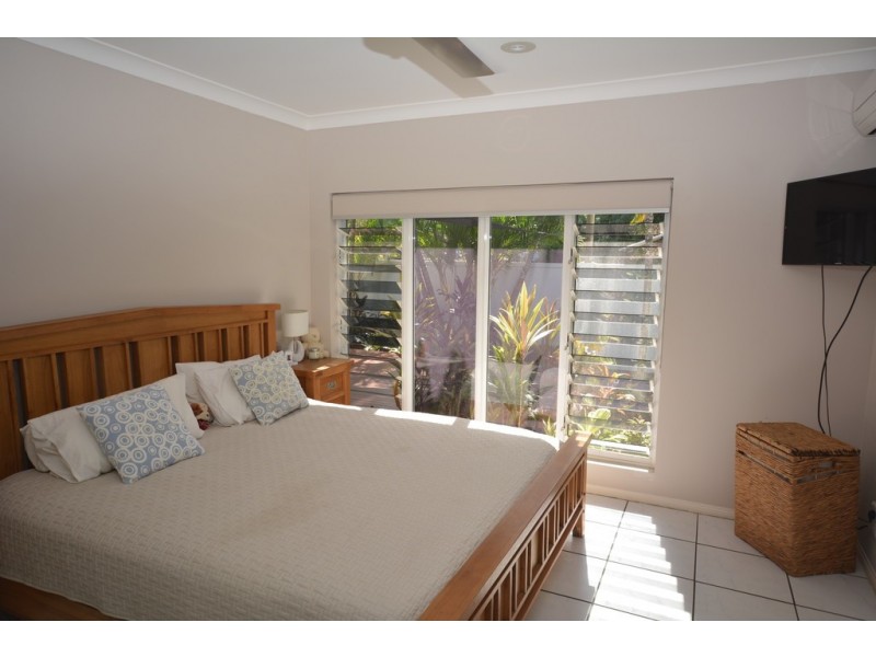 1 Seabrook Avenue, Port Douglas QLD 4877