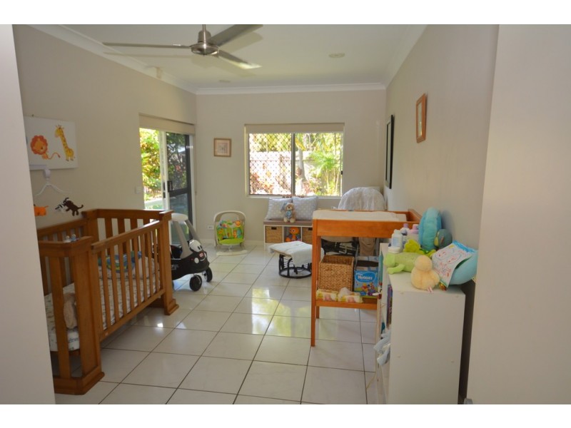 1 Seabrook Avenue, Port Douglas QLD 4877