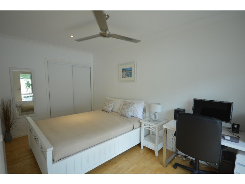 1 Seabrook Avenue, Port Douglas QLD 4877