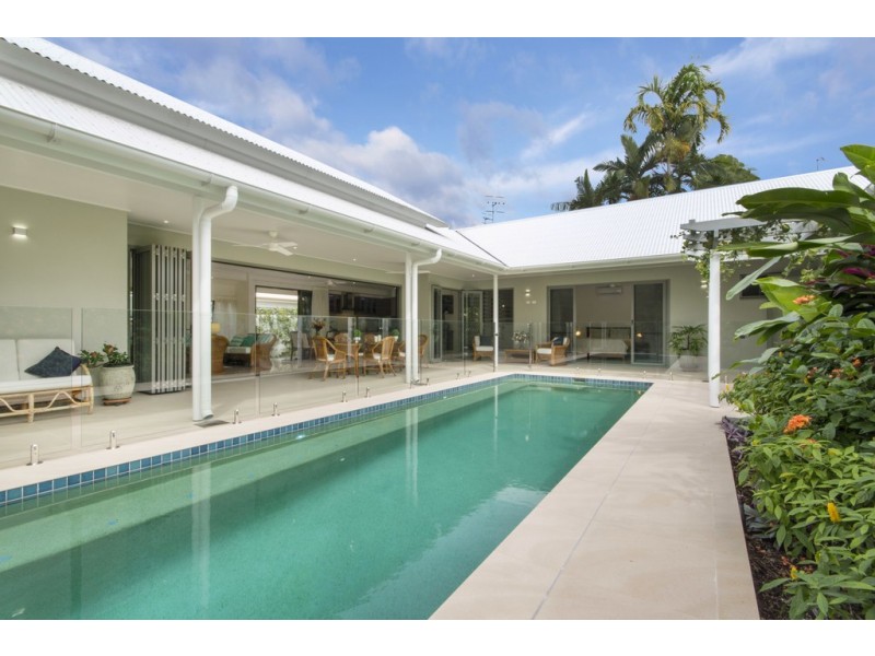 13 “The Sands”, 14 Barrier Street, Port Douglas QLD 4877