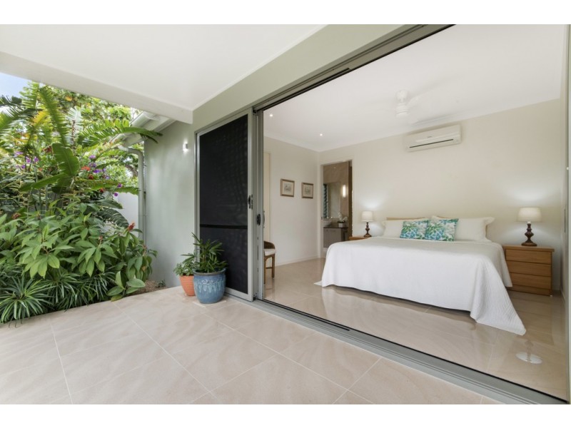 13 “The Sands”, 14 Barrier Street, Port Douglas QLD 4877