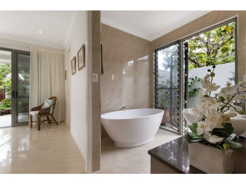 13 “The Sands”, 14 Barrier Street, Port Douglas QLD 4877