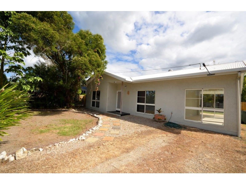 121 ALCHERA DRIVE, Mossman QLD 4873