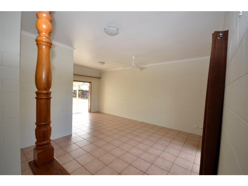 121 ALCHERA DRIVE, Mossman QLD 4873