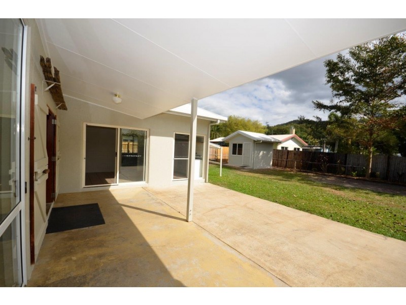 121 ALCHERA DRIVE, Mossman QLD 4873