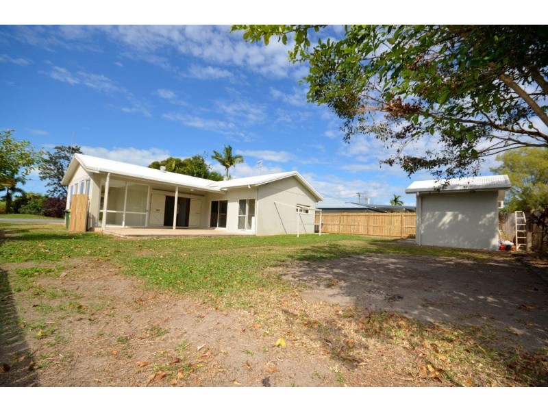 121 ALCHERA DRIVE, Mossman QLD 4873