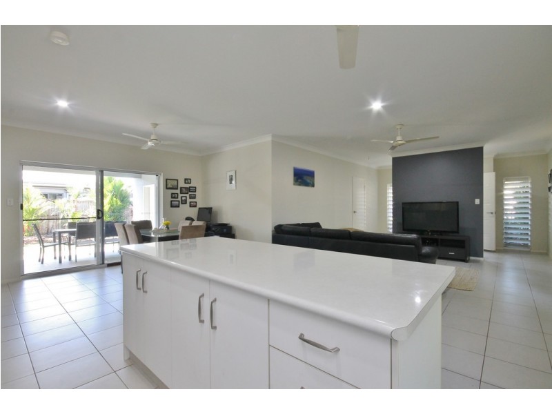 4 Yiki Street, Port Douglas QLD 4877