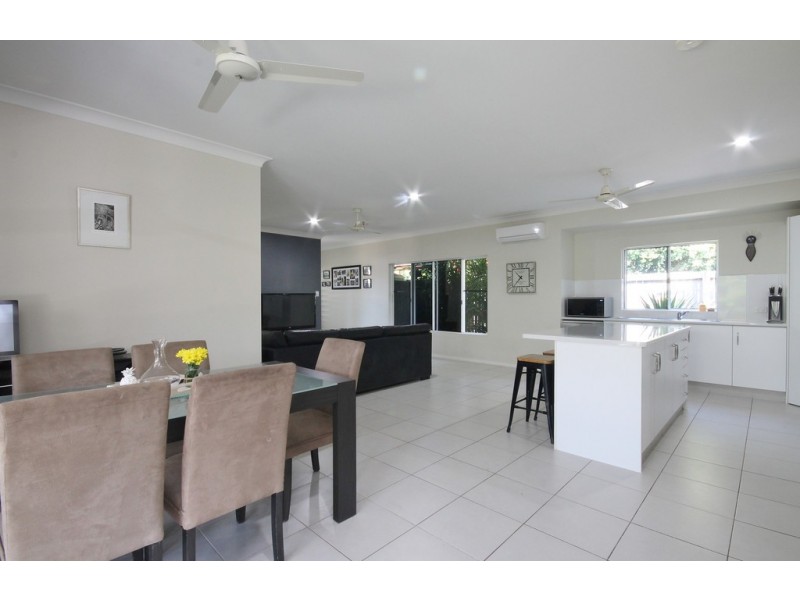 4 Yiki Street, Port Douglas QLD 4877