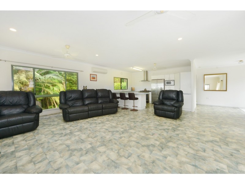 12 Noli Close, Mossman QLD 4873