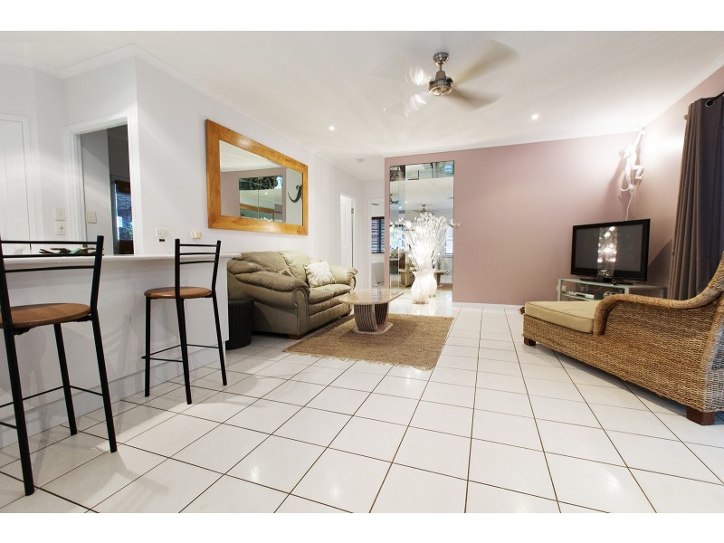 2/12 Limpet Avenue, Port Douglas QLD 4877