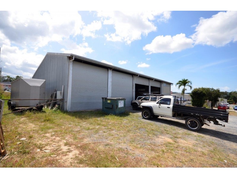 11 Theresa Drive, Mossman QLD 4873