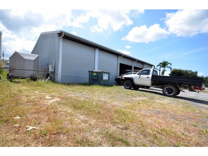 11 Theresa Drive, Mossman QLD 4873