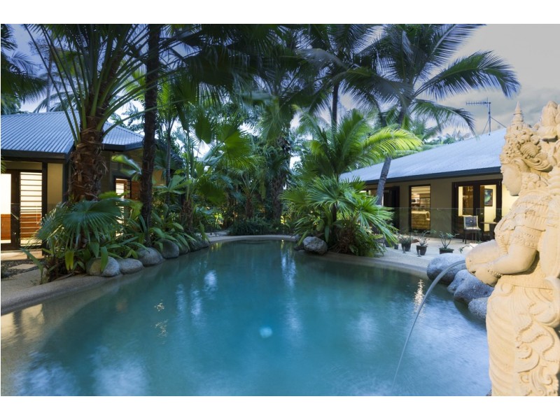 6 Jewel Close, Port Douglas QLD 4877