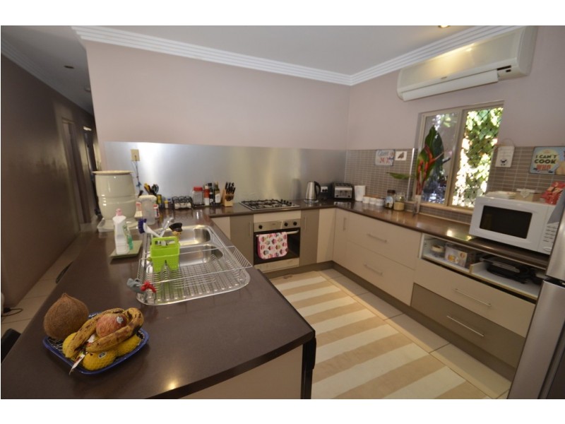 7 Ingles Street, Mossman QLD 4873