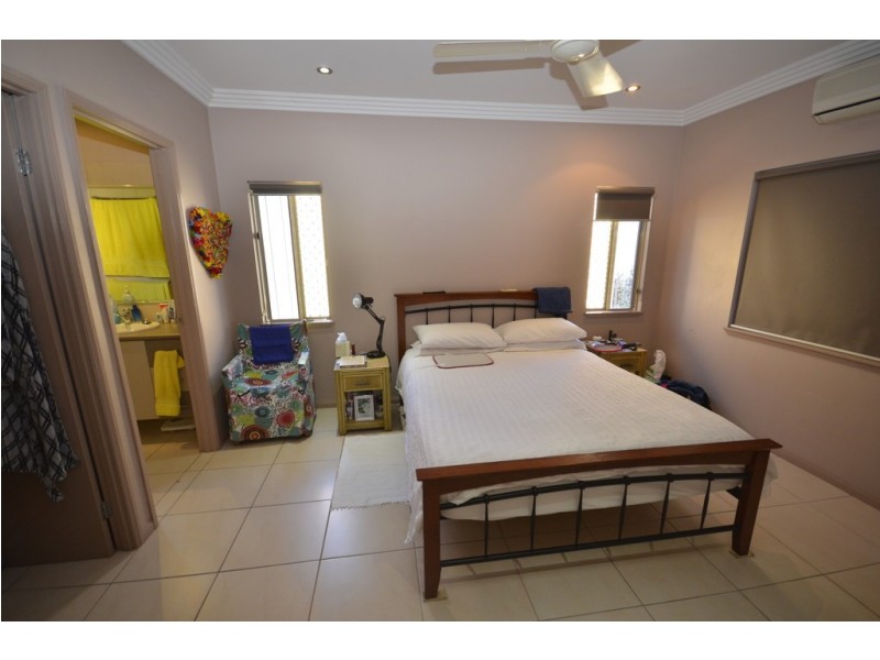 7 Ingles Street, Mossman QLD 4873