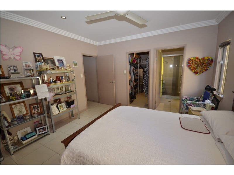 7 Ingles Street, Mossman QLD 4873