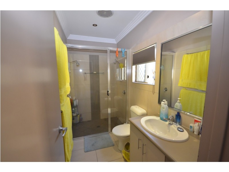 7 Ingles Street, Mossman QLD 4873
