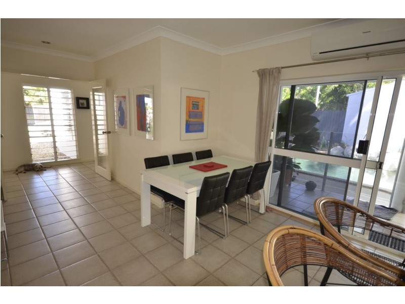 24 Endeavour Street, Port Douglas QLD 4877