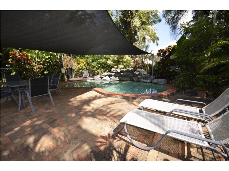 14 Bow Street, Mossman QLD 4873
