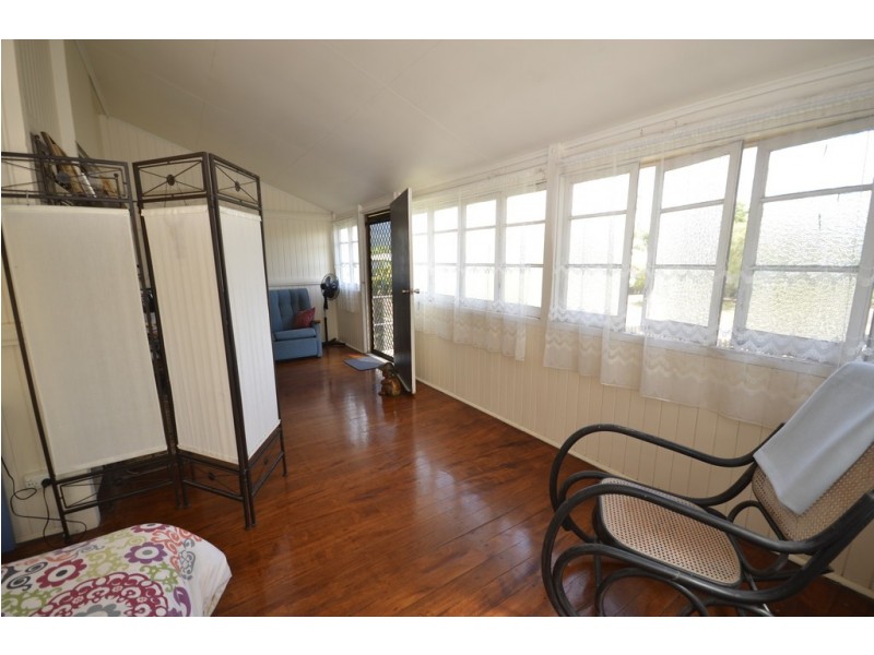 14 Bow Street, Mossman QLD 4873