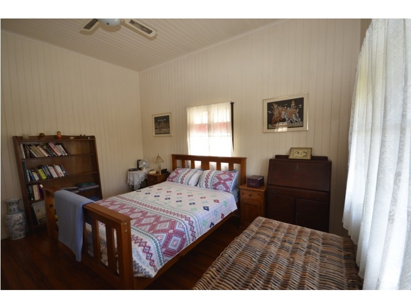 14 Bow Street, Mossman QLD 4873