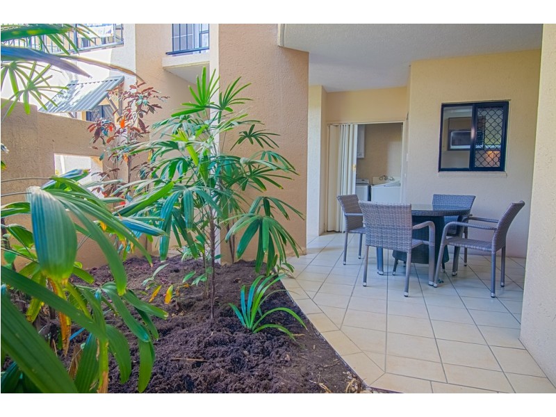 Unit 2 51-53 Davidson Street (Bay Villas), Port Douglas QLD 4877